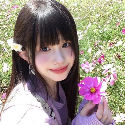 美女与液体人海报